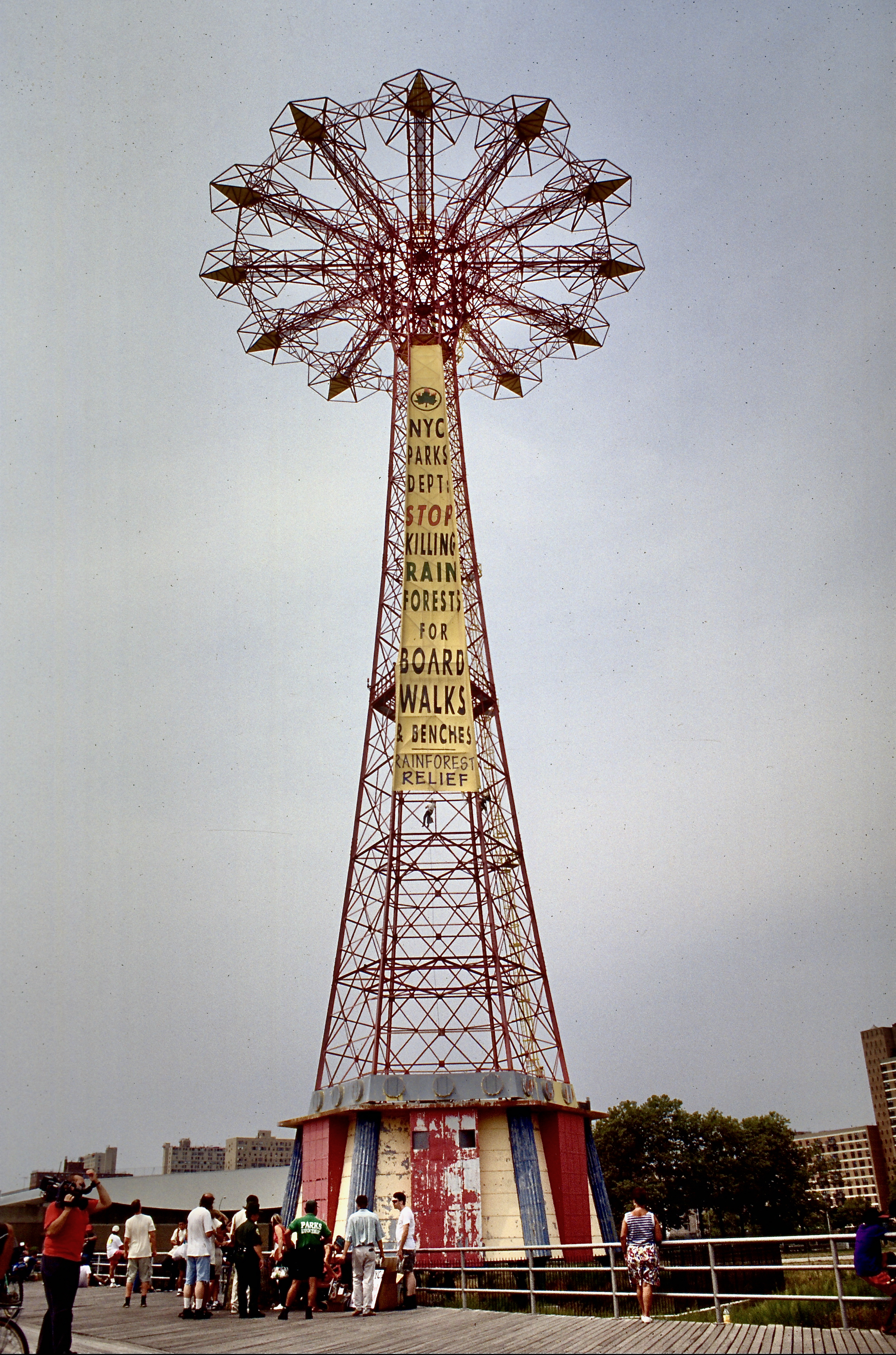 Parachute Jump stunt